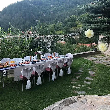 Villa Ambrozia And Relax Family House